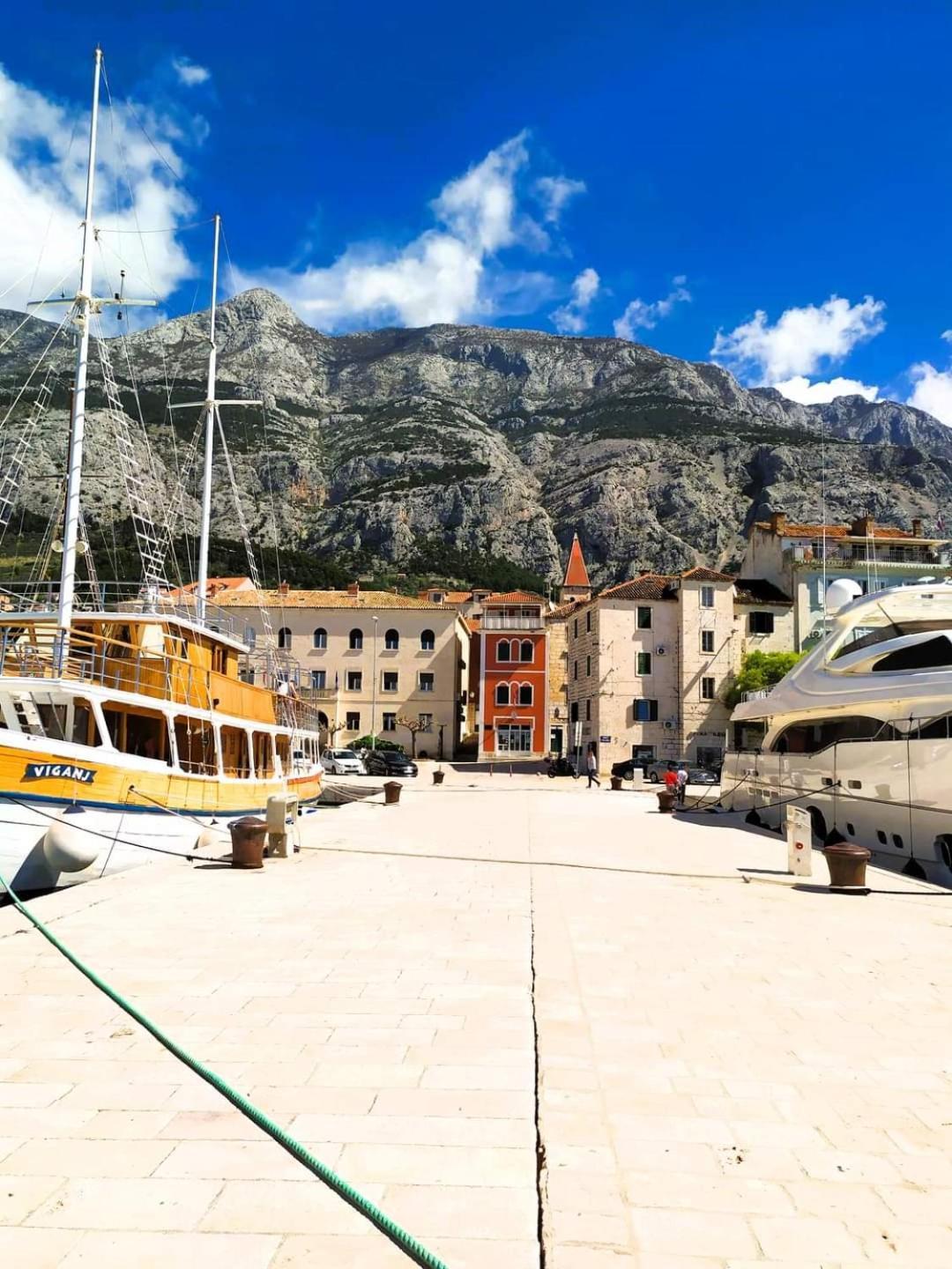 Studio Apartmani Dora Makarska Exterior photo