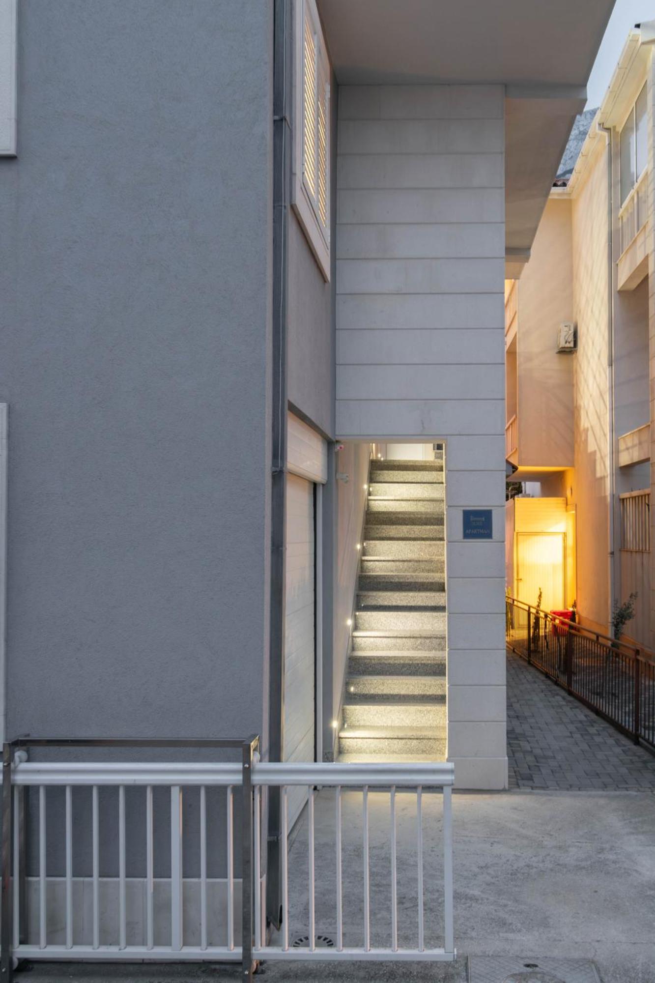 Studio Apartmani Dora Makarska Exterior photo